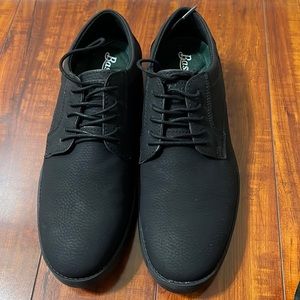 G.h. Bass and co mens black Dylan perf/tumbled ex black mono chrome